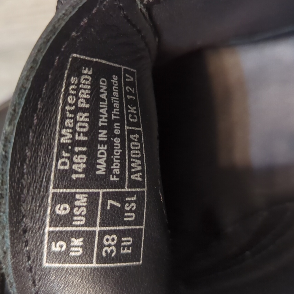 Dr. Martens 1461 For Pride Oxford Unisex Oxford Shoes - Picture 10 of 10